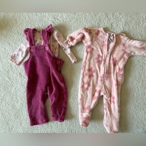 The Children's Place Baby Girl Bundle size 3m (outfit and onesie)
